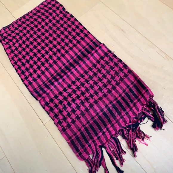 BOGO Brand new large square scarf lightweight - Picture 2 of 2